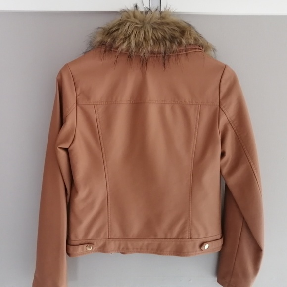 F21 Faux Leather Fur Trim Jacket NWOT - Picture 2 of 3